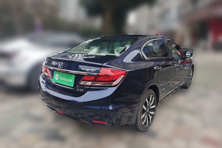 Used Honda Civic 2014 1.8L automatic luxury edition Rear Right 45 Deg