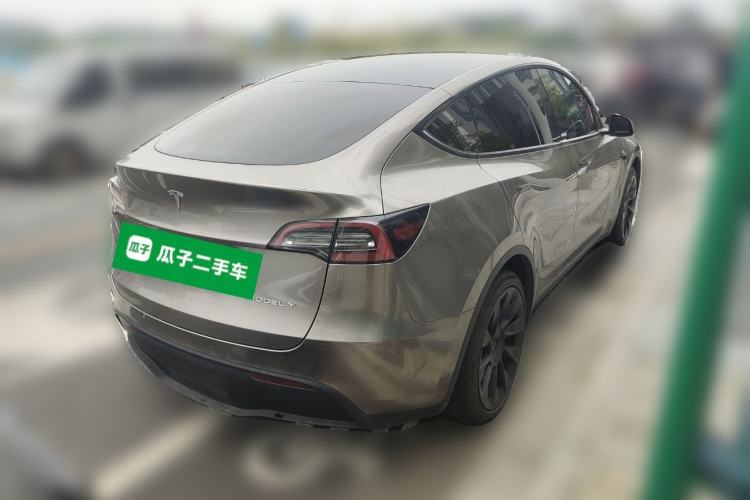 Used Tesla Model Y 2021 Revised Version 2 Long-Range All-Wheel-Drive Edition Rear Right 45 Deg