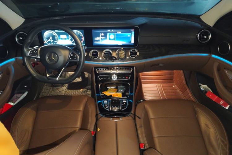 Used Mercedes-Benz E-Class 2016 E 300 L Sporty and Stylish Model
