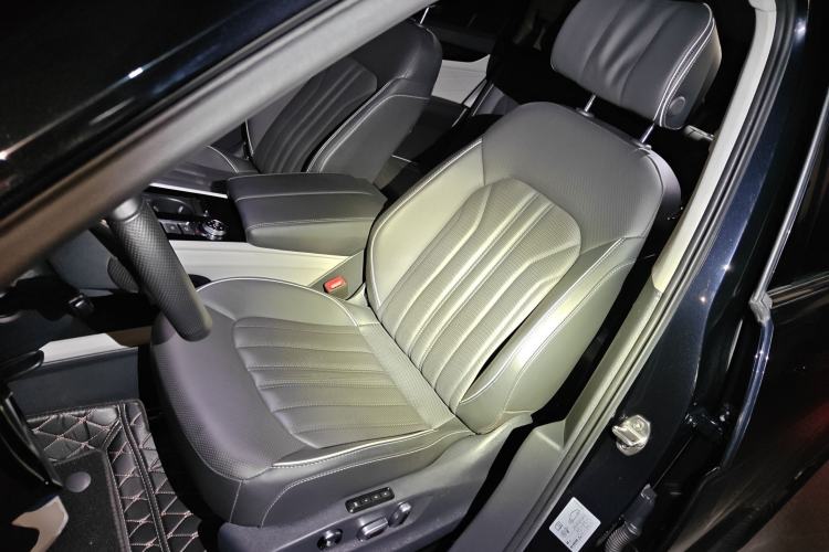 Used Volkswagen Teramont 2022 380TSI Four-Wheel Drive Prestige Luxury Edition Left Front Seat