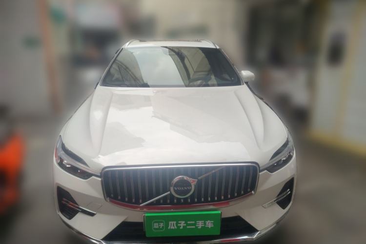 Used Volvo XC60 New Energy 2024 T8 Plug-in Hybrid Long-Range All-Wheel Drive Smart Luxury Edition
