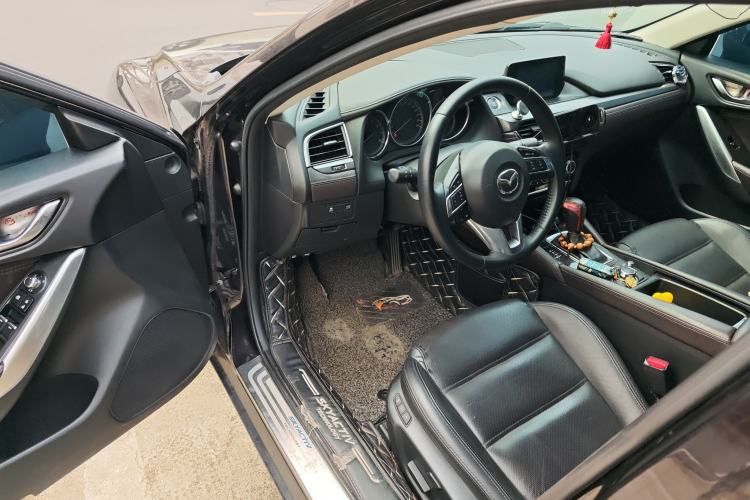 Used Mazda Atenza 2017 2.0L Blue Sky Luxury Edition
