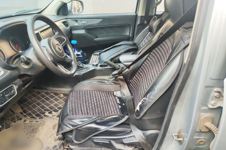 Used Great Wall Poer 2019 2.0T Commercial Version Manual Diesel 4x4 Elite Long-Box GW4D20M