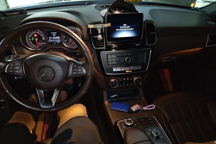 Used Mercedes-Benz GLE 2018 GLE 400 4MATIC Exclusive Edition
