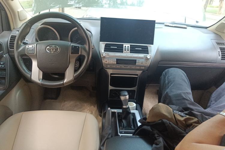 Used Toyota Prado 2010 2.7L Automatic Standard Edition
