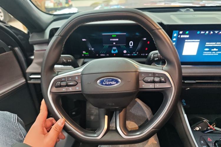 Used Ford Edge 2025 Ford Explorer L 2.0T EcoBoost E-Hybrid Four-Wheel-Drive 7-Seater Supreme Model Steering Wheel