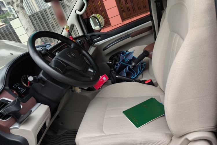 Used FORTHING Lingzhi 2018 M5L 2.0L 7-Seater Comfort Model Left Front Seat