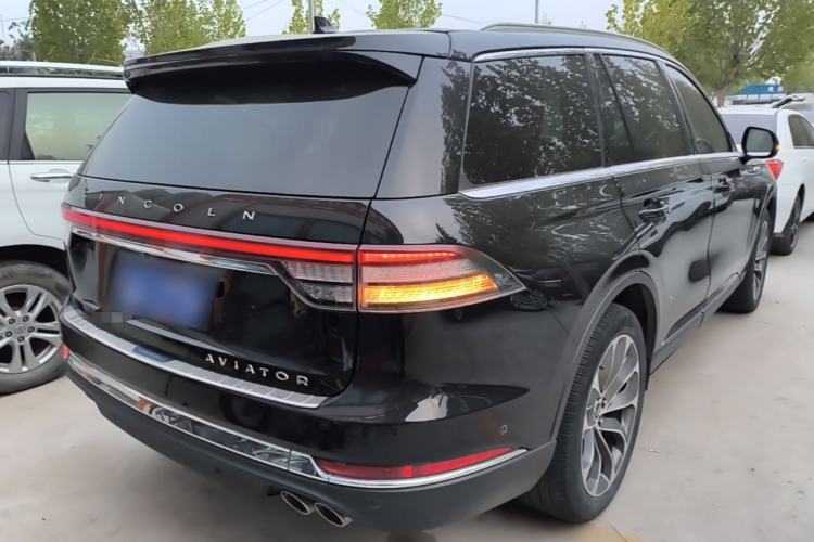 Used Lincoln Aviator 2020 3.0T V6 All-Wheel Drive Executive Version Rear Right 45 Deg