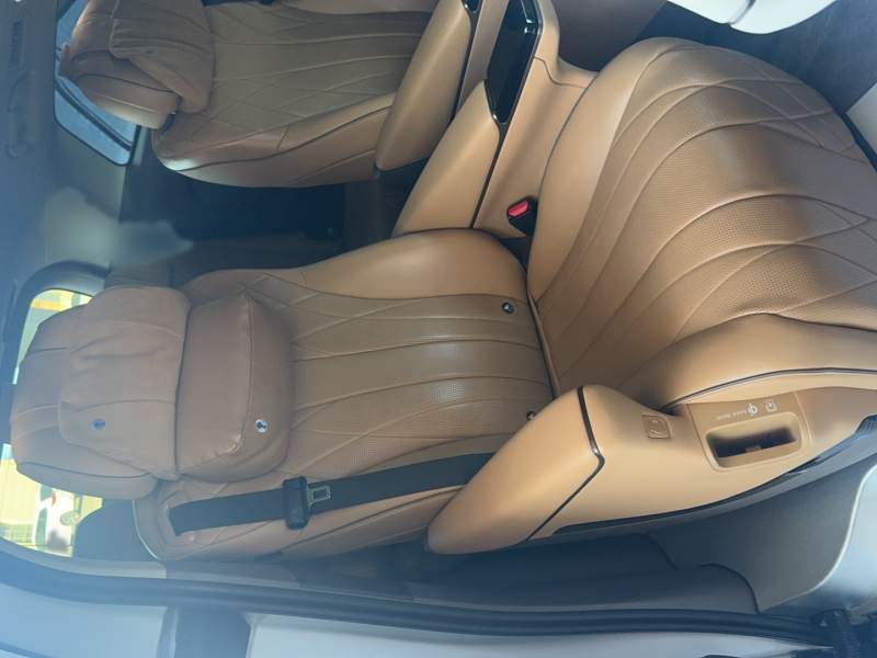 Used Denza D9 2022 DM-i 970 Four-Wheel Drive Prestige Model — 8
