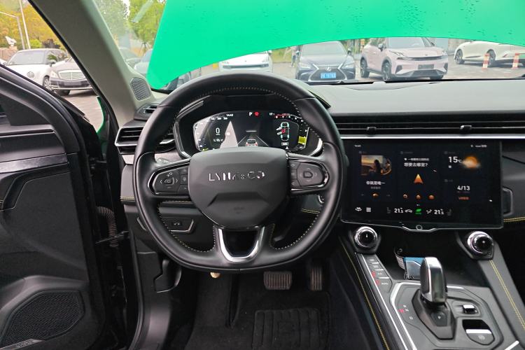 Used Lynk & Co 05 2022 2.0T Two-Wheel Drive Shine Halo Steering Wheel