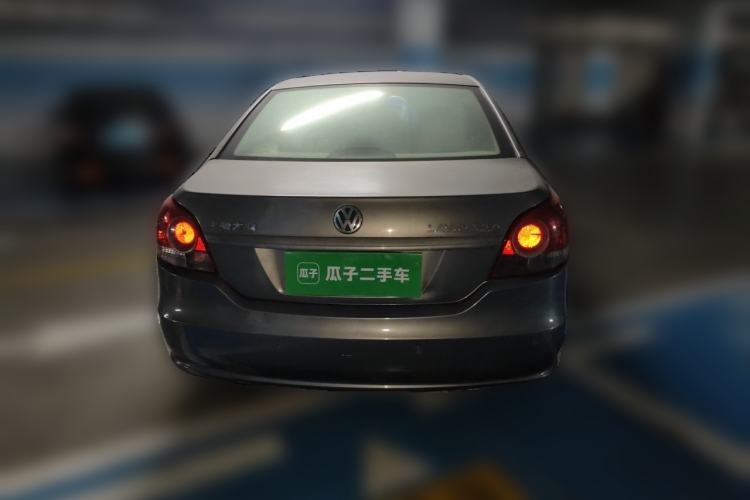 Used Volkswagen Lavida 2009 2.0L Manual - PinYou Version
