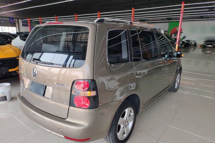 Used Volkswagen Touran 2015 1.4T Manual Fashion Edition 5-Seater
