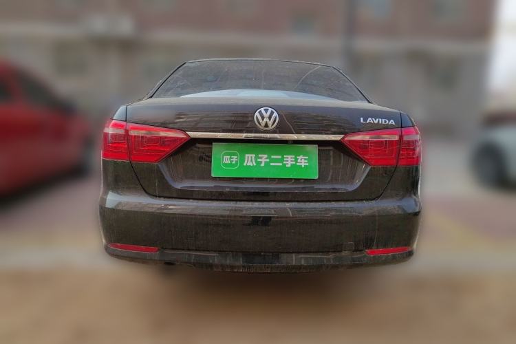 Used Volkswagen Lavida 2013 Revised Classic 1.6L Manual Fashion Edition
