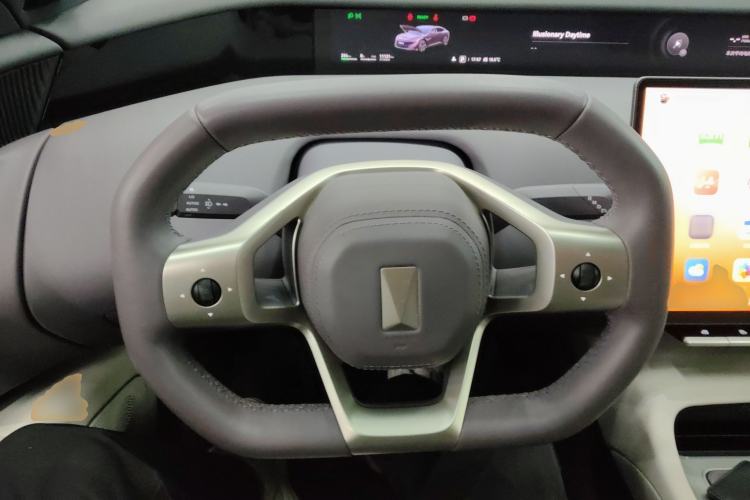 Used Avatr 12 2023 650 Three-Laser Four-Wheel Drive Performance Edition Steering Wheel