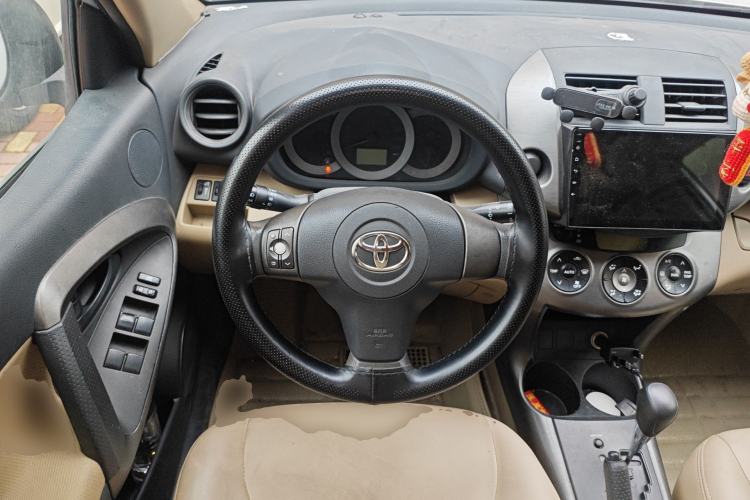 Used Toyota RAV4 2011 2.0L Automatic Classic Edition