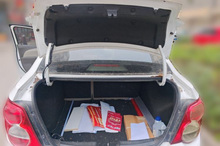 Used Chevrolet Aveo Sonic 2011 Sedan 1.4L MT SL
