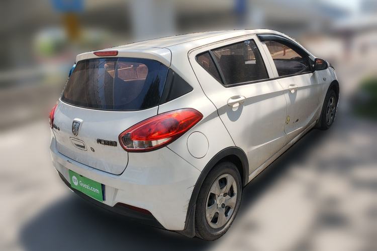 Used Baojun 310 2016 1.2L manual Comfort trim level