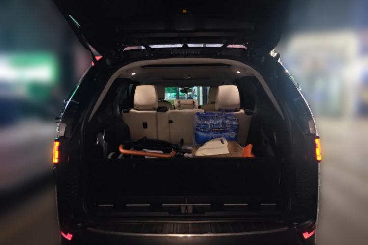 Used Land Rover Discovery 
