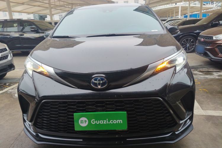 Used Toyota Granvia 2023 2.5L Hybrid Prestige PLUS Edition