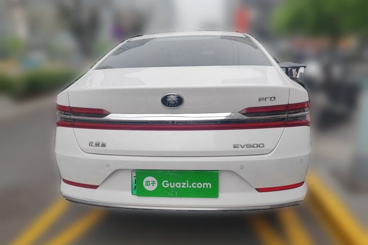 Used BYD Qin Pro New Energy 2019 EV Super Edition High-Power Smart Connect Luxurious Model
