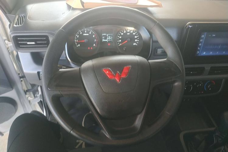 Used Wuling Dragon Truck 2023 2.0L Comfort Version