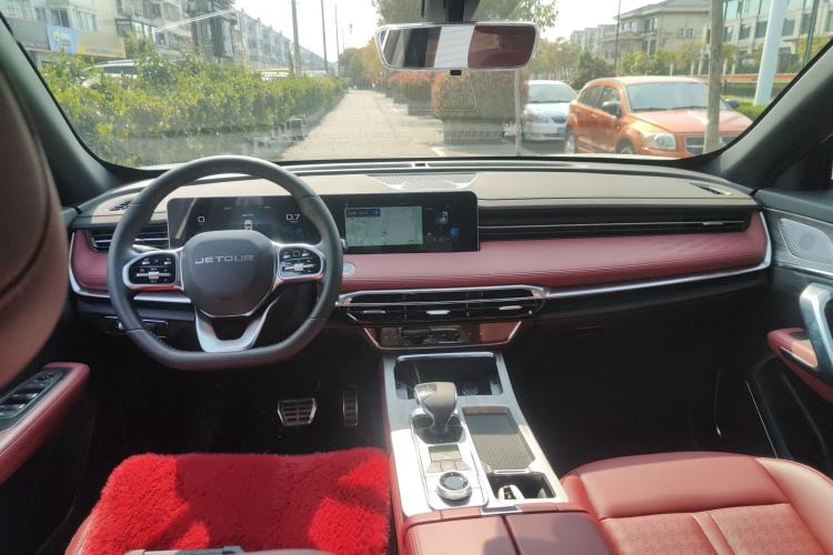 Used JETOUR X70 PRO 2023 1.5T DCT Comfort Edition 5 Seats
