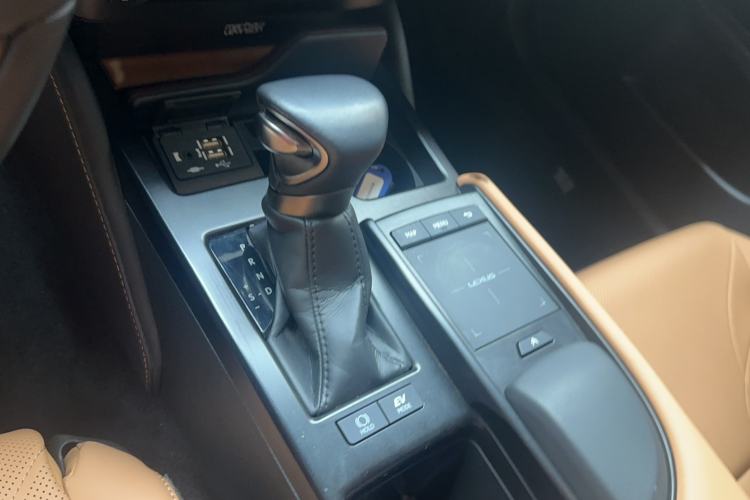 Used Lexus ES 2021 300h Executive Edition
