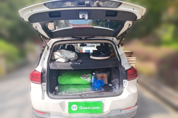 Used Volkswagen Tiguan 2016 300TSI Automatic All-Wheel Drive Luxury Edition Trunk