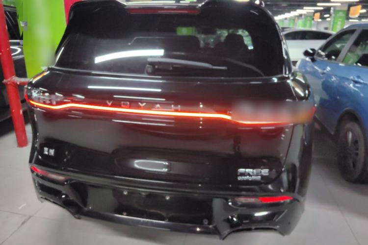 Used VOYAH FREE 2025 318 259 km All-Wheel-Drive Exploration Edition
