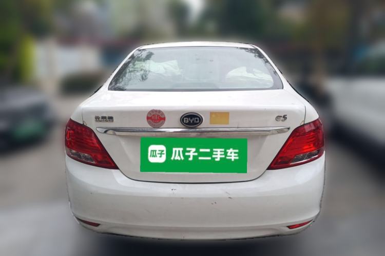 Used BYD e5 2018 Travel Edition
