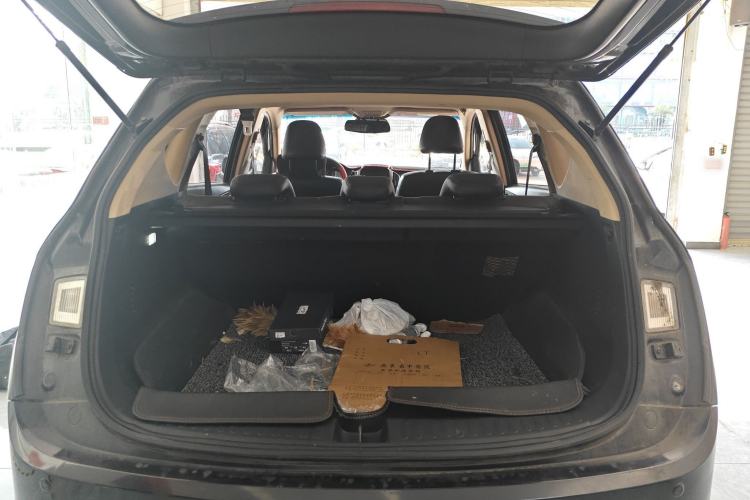 Used Baojun 560 2016 1.8L iAMT Elite Edition