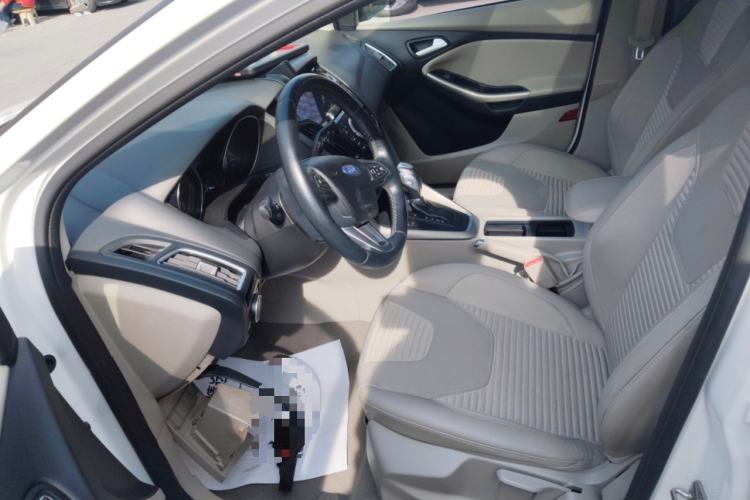 Used Ford Focus 2015 Sedan EcoBoost 125 Automatic Supreme Style Edition