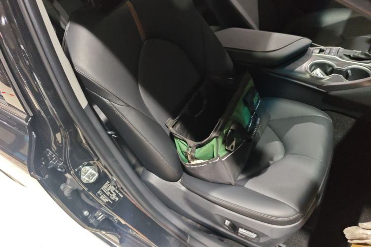 Used Toyota Camry 2023 2.5G Luxury Edition
