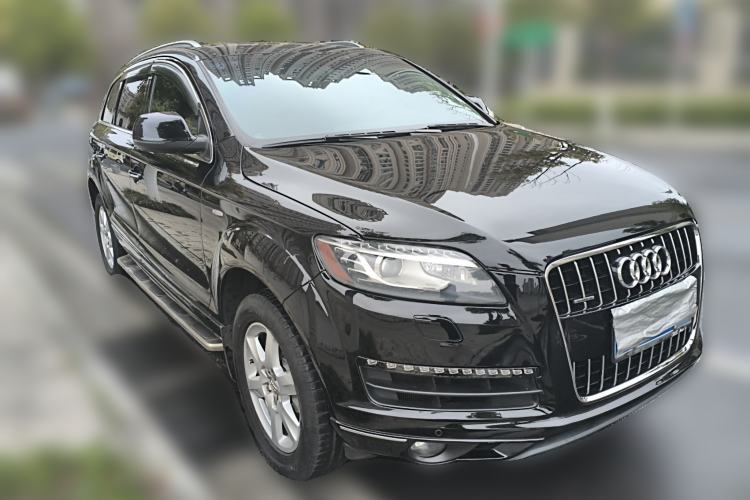 Used Audi Q7 
