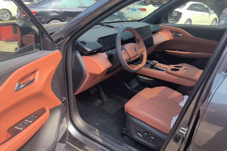 Used CHANGAN UNI-Z 2025 1.5T Premium Edition Driver Seat