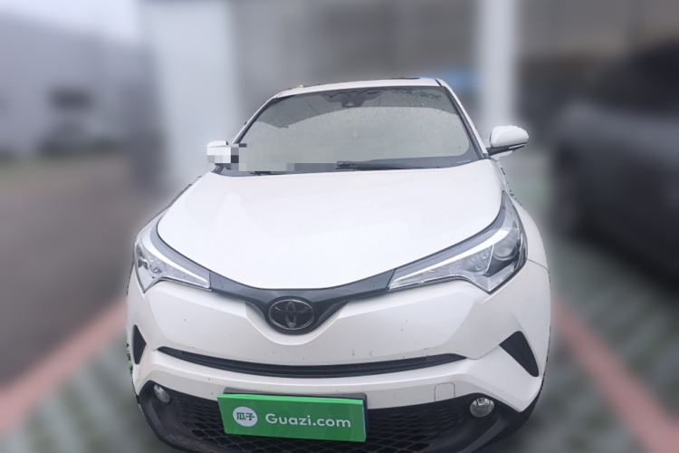Used Toyota C-HR 2018 2.0L Leading with Sunroof China V Standard Front