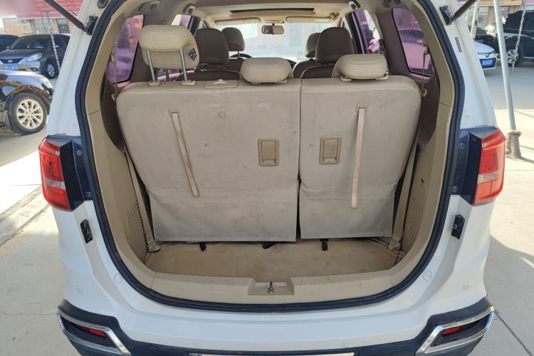 Used Baojun 730 2016 1.5T Manual Luxury Edition 7 Seats
