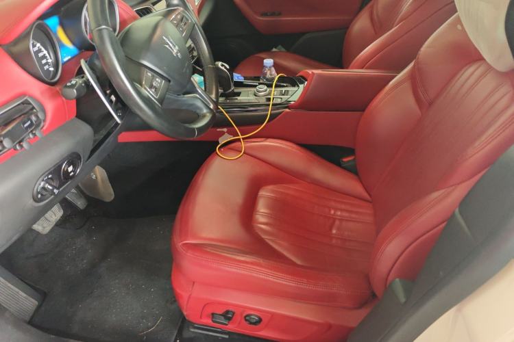 Used Maserati Levante 2016 3.0T Standard Edition Left Front Seat