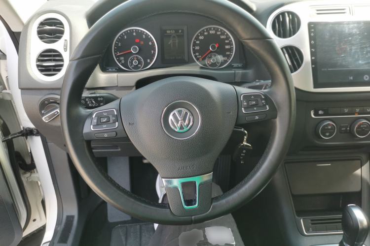 Used Volkswagen Tiguan 2015 1.8TSI Automatic Two-Wheel Drive Comfort Edition Steering Wheel