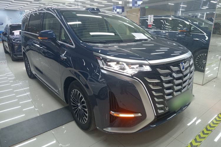 Used Denza D9 2025 DM-i Intelligent Drive 1020 Four-Wheel Drive Flagship Model