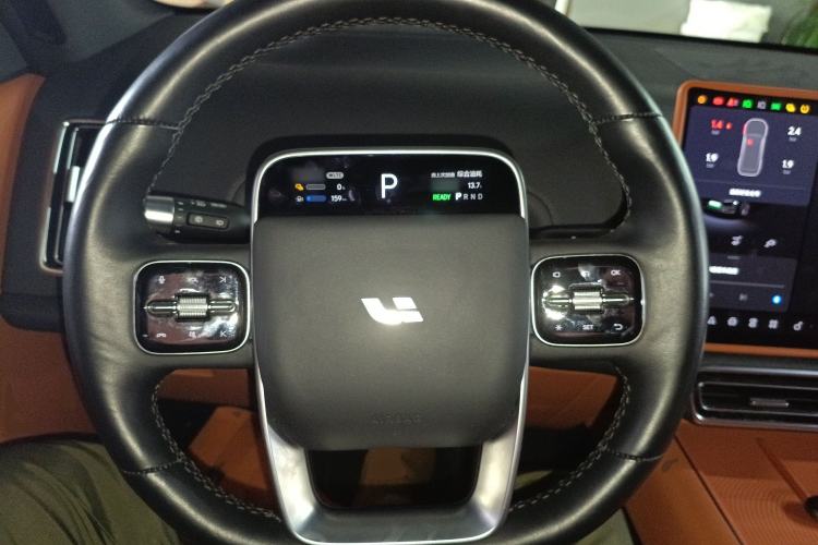 Used Li Auto L9 2022 Max model
