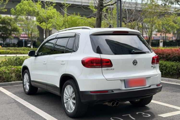 Used Volkswagen Tiguan 2015 2.0 TSI Comfort Edition Exterior 5