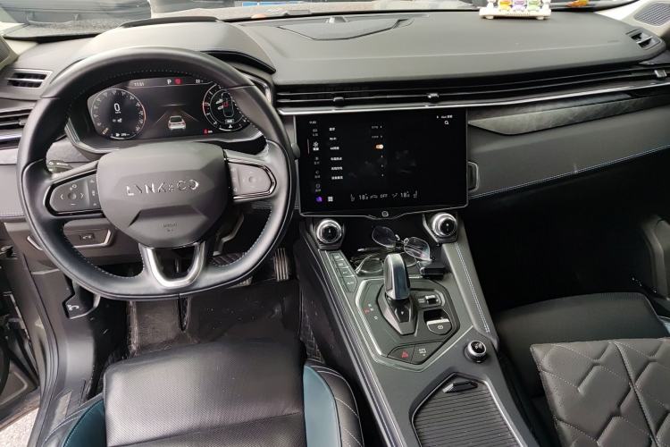 Used Lynk & Co 05 2020 2.0TD Two-Wheel Drive Shine Halo
