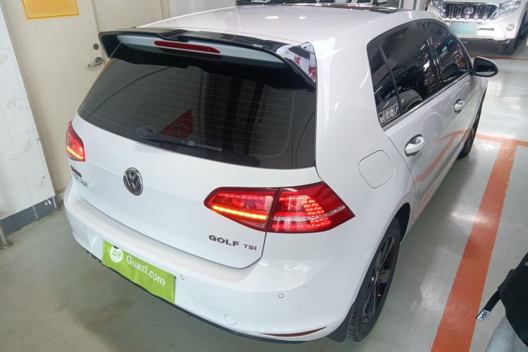 Used Volkswagen Golf 2014 1.4TSI Automatic Comfort Model Rear Right 45 Deg