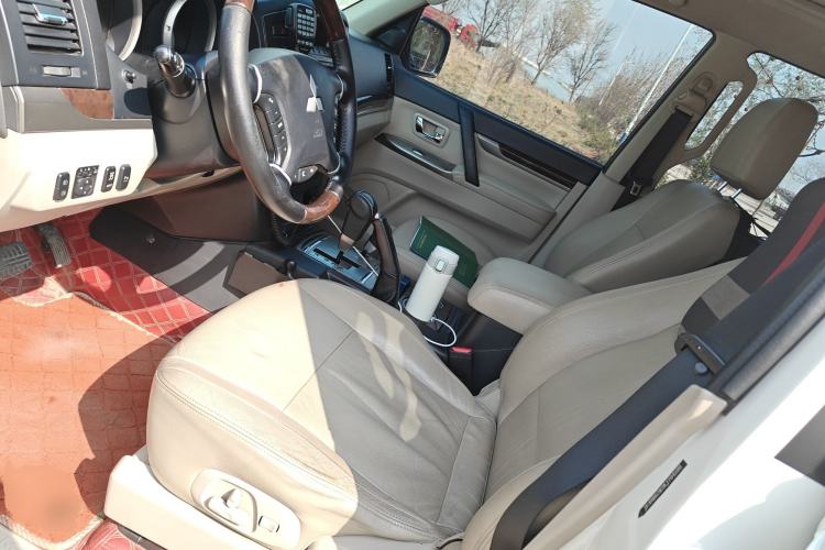 Used Mitsubishi Pajero 2018 V97 3.8L 5-Door GLS Sunroof Single-Difference Model – Middle East
