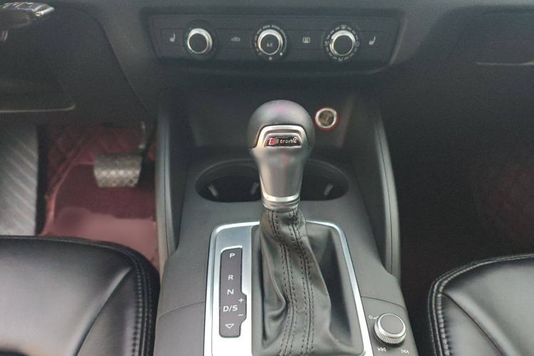 Used Audi A3 2015 Limousine 35 TFSI Millionth Anniversary Intelligent Leading Model
