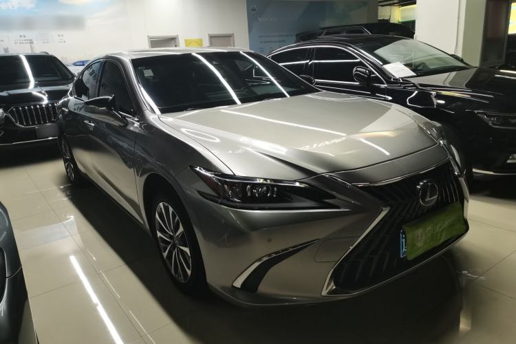 Used Lexus ES 2021 200 Excellence Edition