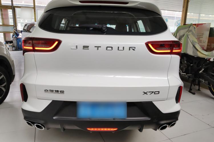 Used JETOUR X70 2024 1.5T Manual Glory Edition 5 Seats Rear