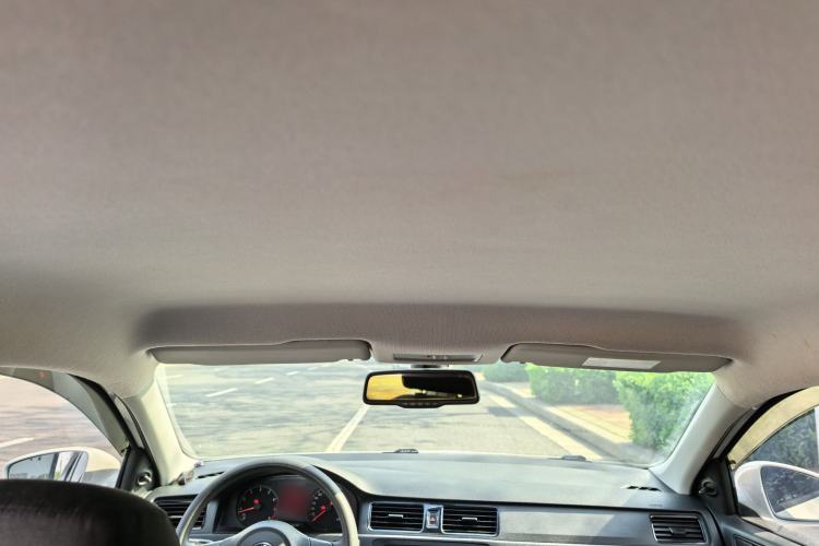 Used Volkswagen Santana 2015 1.6L Manual Fashion Edition Headliner