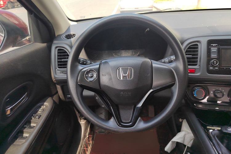 Used Honda Vezel 2015 1.5L manual two-wheel drive Comfort trim level